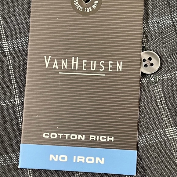 VAN H | Plaid Wrinkle Free Button Down Dress Shirt - Picture 4 of 11